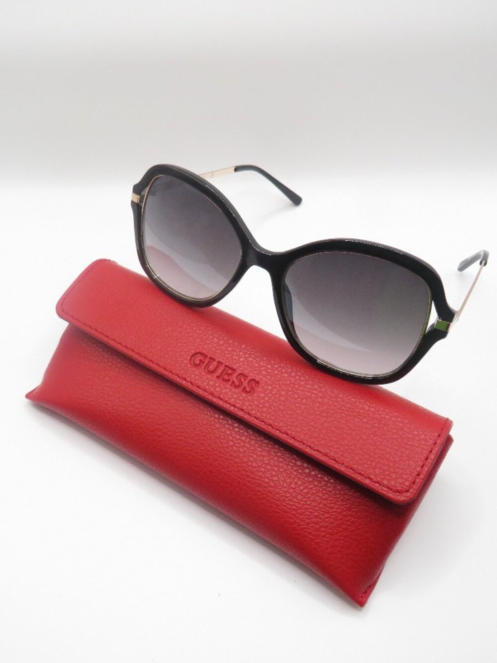 Guess New GF0352/S 01B Black/Gray Gradient Sunglasses.